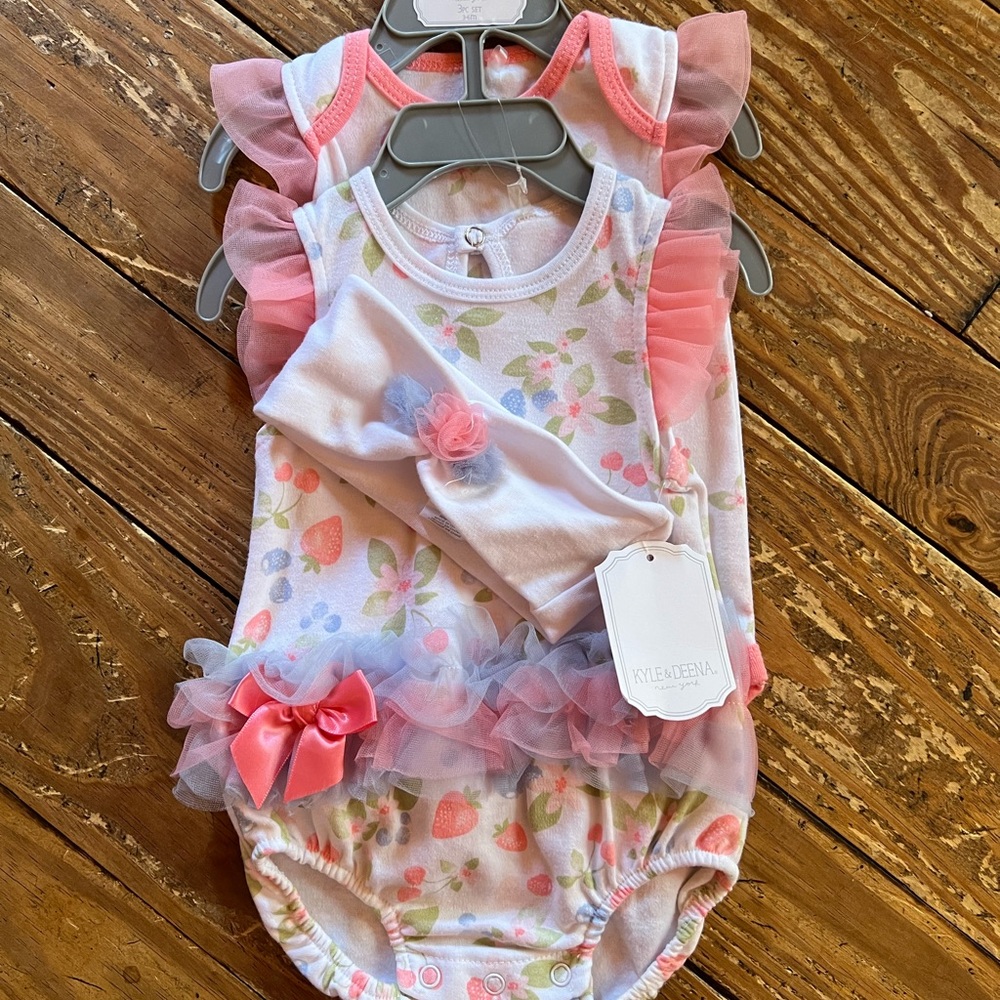 NWT Kyle&Deena - 3-6m - 3-piece Set